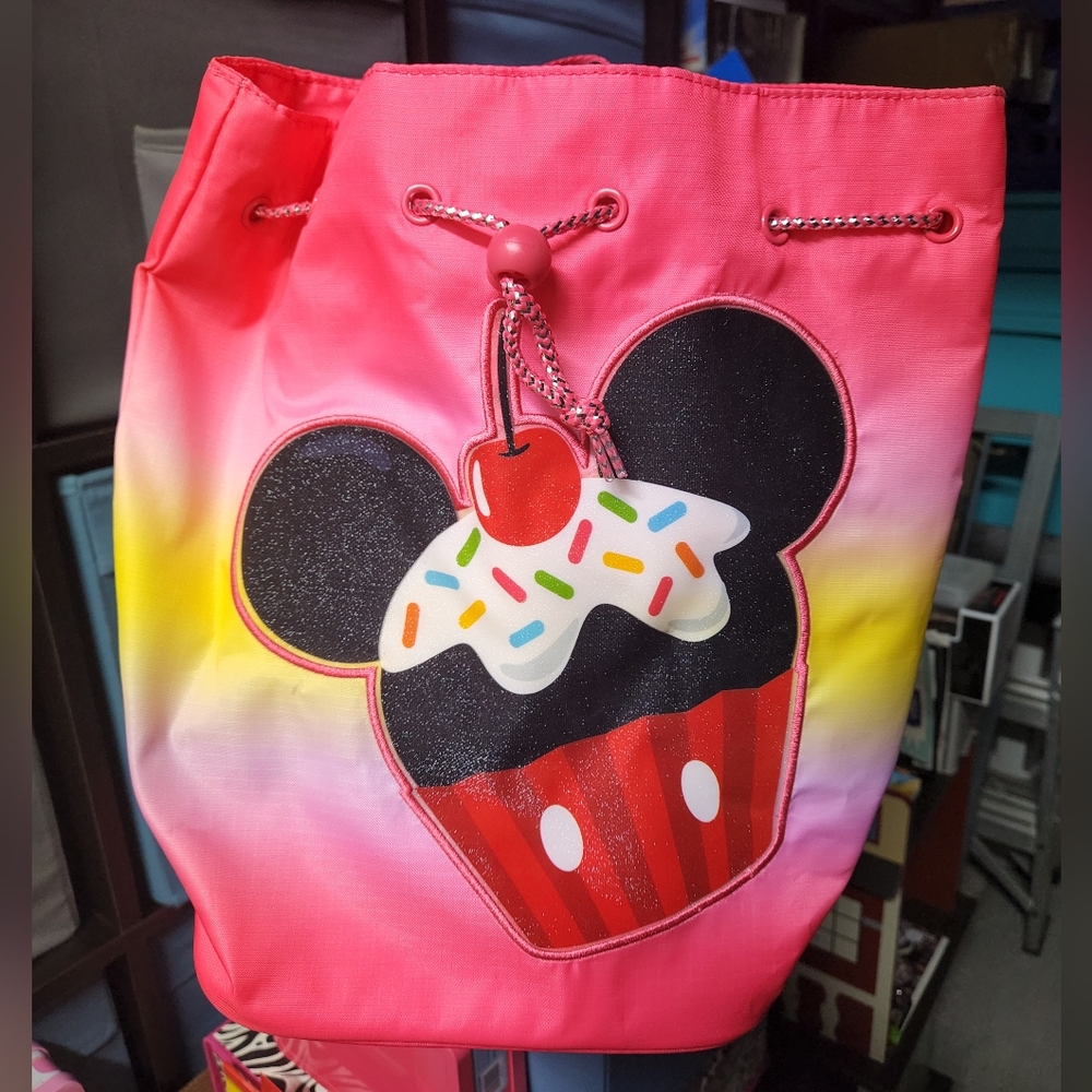 NWT Disney Mickey mouse cupcake backpack